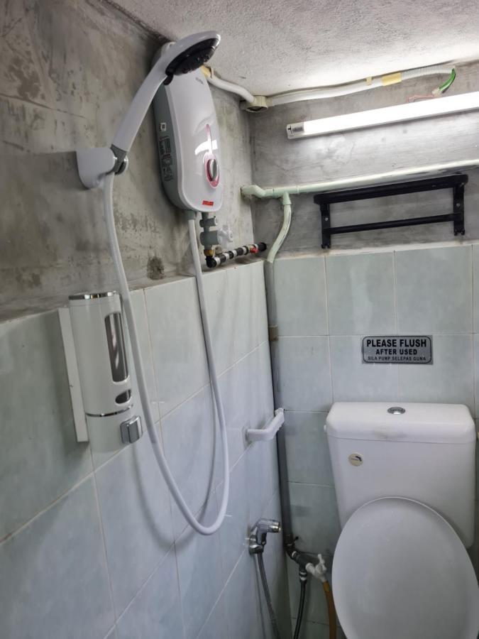 Lot 85 Seremban Town New Cozy Homestay Lobak Roomstay Exterior photo